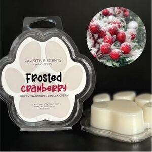 Paw Print Wax Melt/Frosted Cranberry Scent/Coconut Soy Wax/100% Vegan